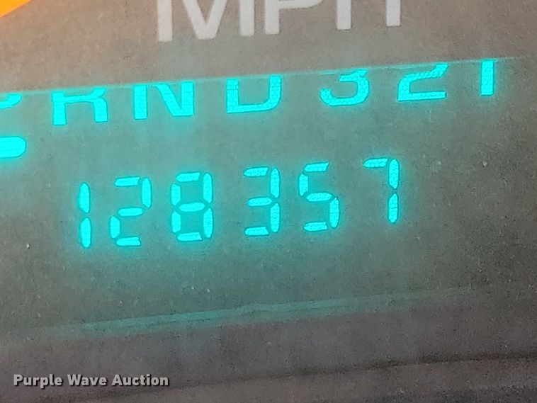 image for item KW9494 2007 Chevrolet C4500  Crew Cab flatbed truck