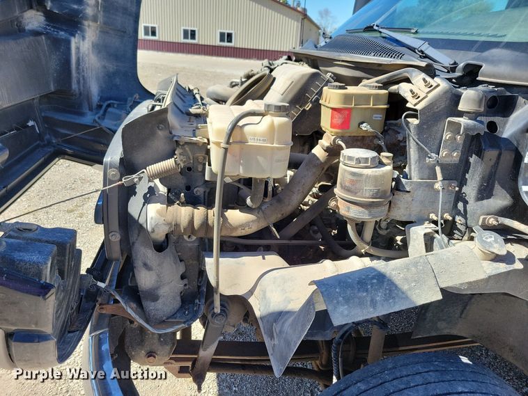 image for item KW9494 2007 Chevrolet C4500  Crew Cab flatbed truck