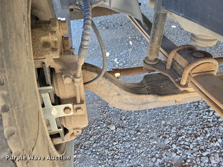 image for item KW9494 2007 Chevrolet C4500  Crew Cab flatbed truck