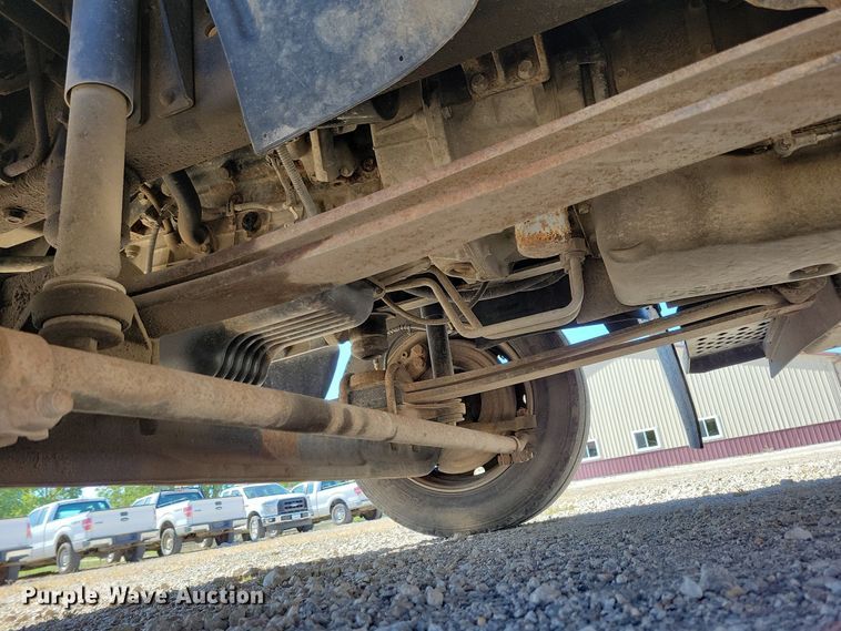 image for item KW9494 2007 Chevrolet C4500  Crew Cab flatbed truck