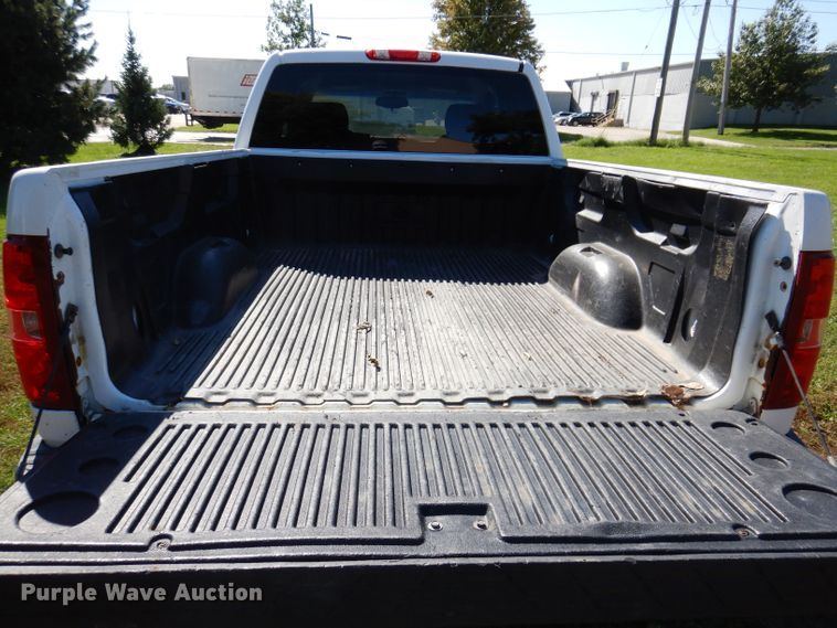 image for item KW9509 2010 Chevrolet Silverado 1500  Ext. Cab pickup truck