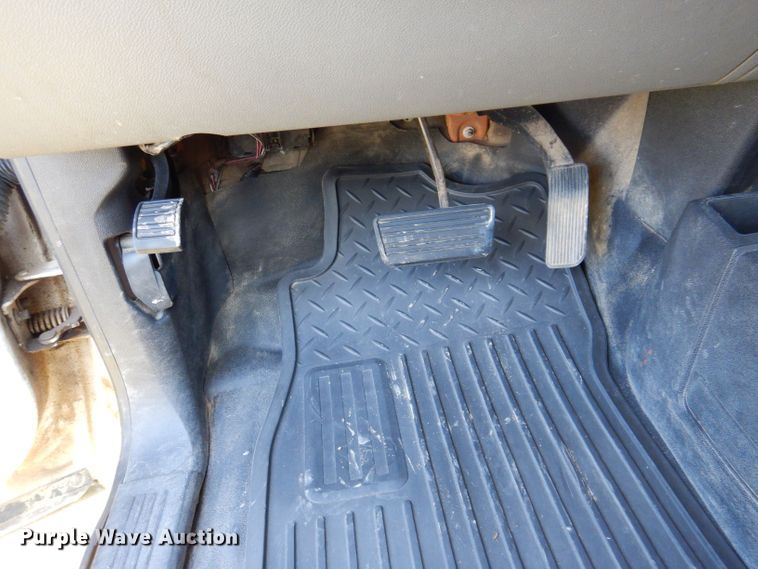 image for item KW9509 2010 Chevrolet Silverado 1500  Ext. Cab pickup truck