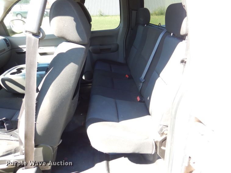 image for item KW9509 2010 Chevrolet Silverado 1500  Ext. Cab pickup truck