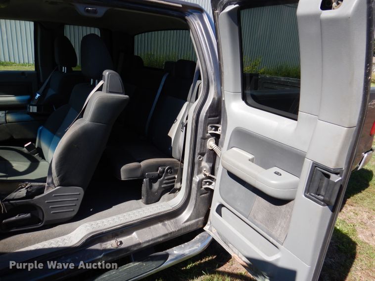 image for item KW9513 2007 Ford F150  SuperCab pickup truck