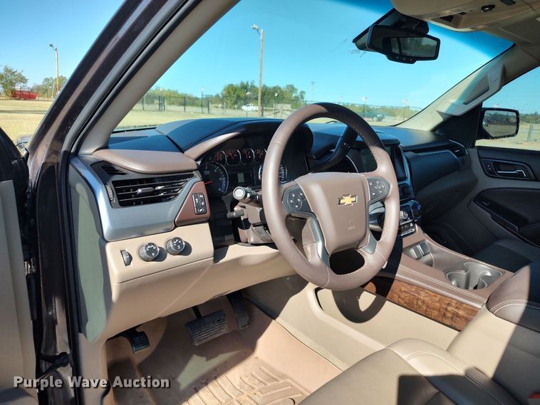 image for item LK9850 2015 Chevrolet Suburban 1500  SUV