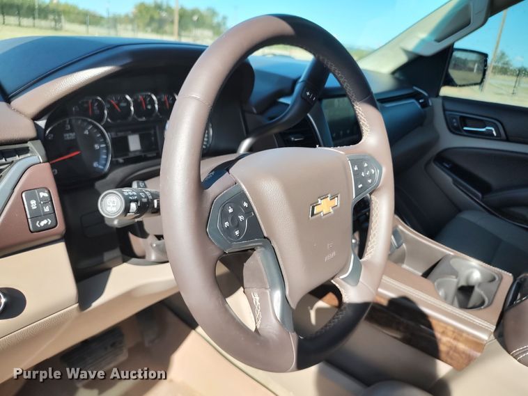 image for item LK9850 2015 Chevrolet Suburban 1500  SUV