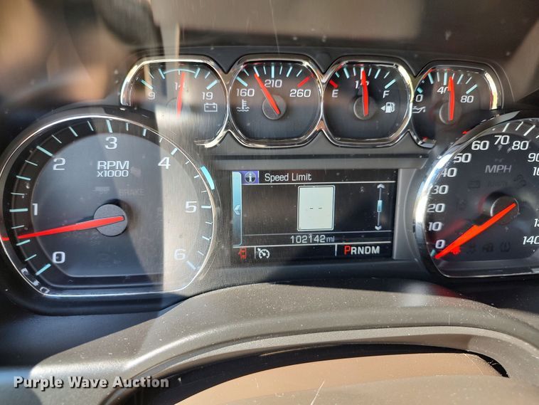 image for item LK9850 2015 Chevrolet Suburban 1500  SUV