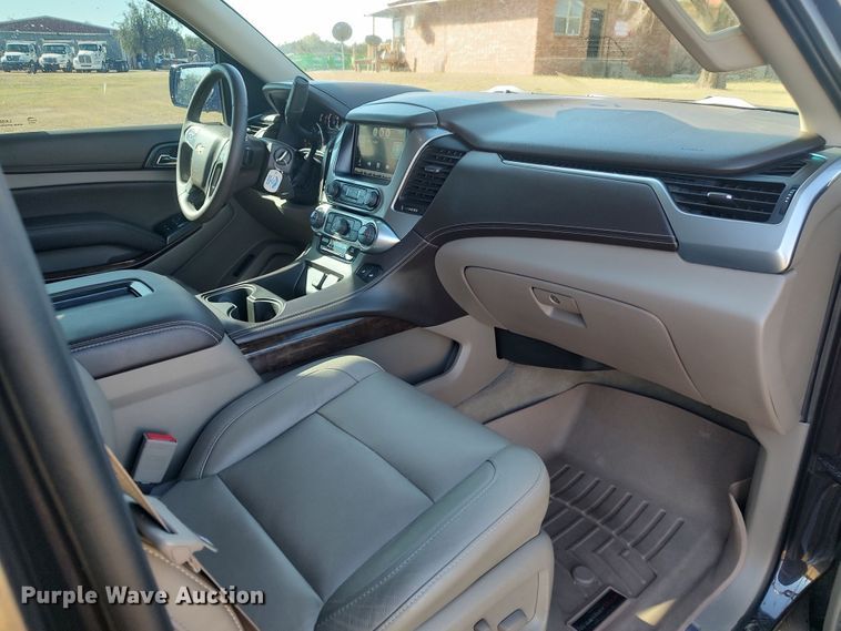 image for item LK9850 2015 Chevrolet Suburban 1500  SUV