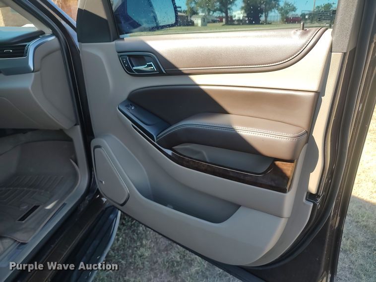 image for item LK9850 2015 Chevrolet Suburban 1500  SUV