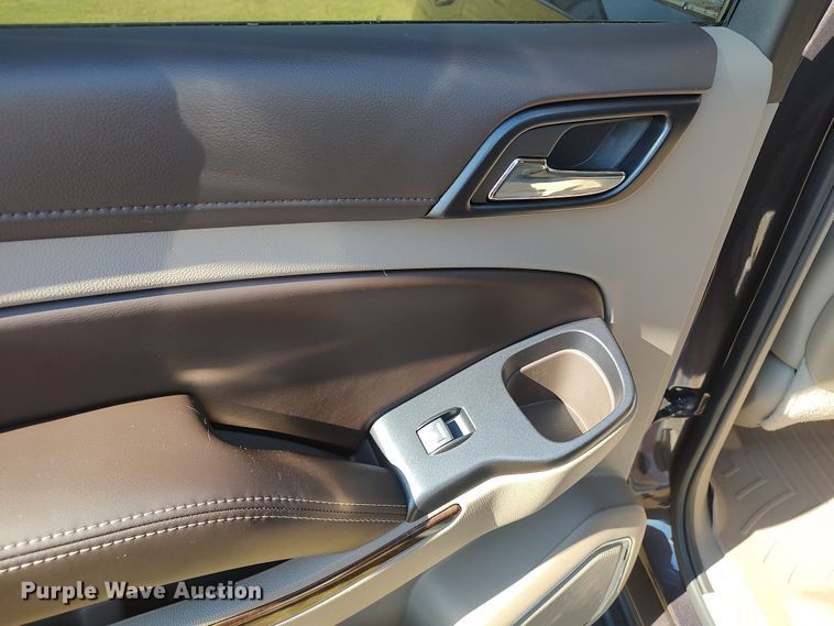 image for item LK9850 2015 Chevrolet Suburban 1500  SUV