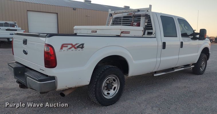 image for item LK9873 2015 Ford F250 Super Duty  Crew Cab pickup truck