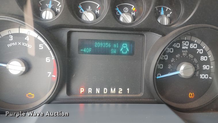 image for item LK9873 2015 Ford F250 Super Duty  Crew Cab pickup truck