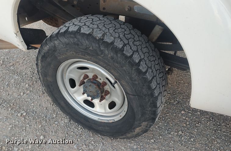 image for item LK9873 2015 Ford F250 Super Duty  Crew Cab pickup truck