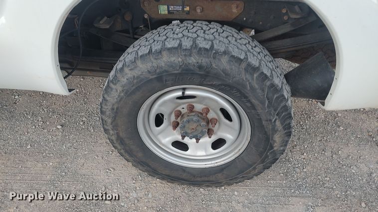 image for item LK9873 2015 Ford F250 Super Duty  Crew Cab pickup truck