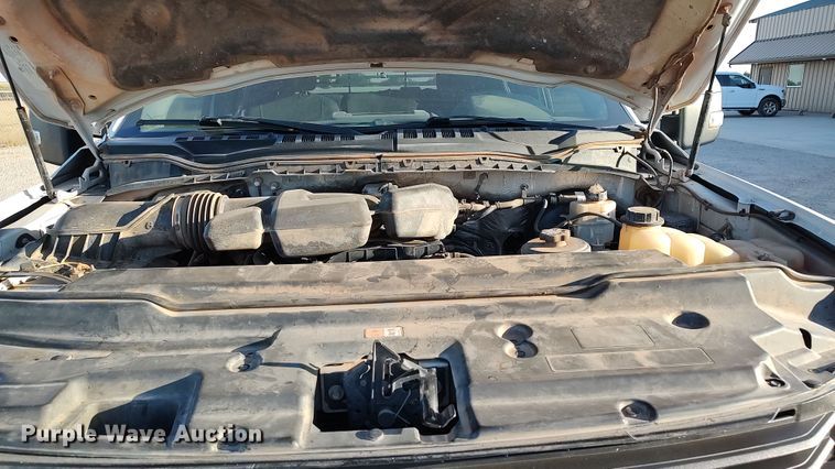 image for item LK9874 2017 Ford F250  Super Duty  Crew Cab pickup truck