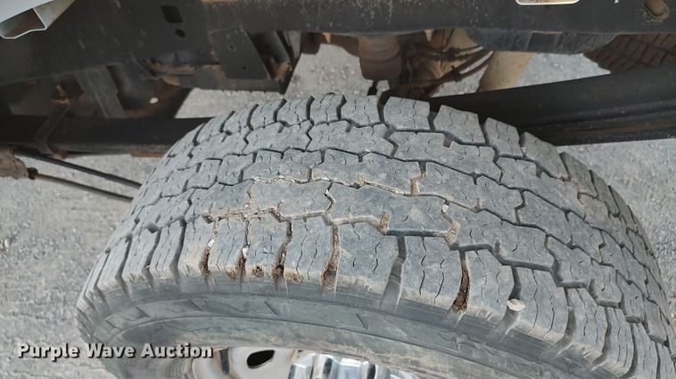 image for item LK9874 2017 Ford F250  Super Duty  Crew Cab pickup truck