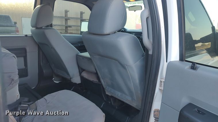 image for item LK9875 2016 Ford F250 Super Duty  Crew Cab pickup truck