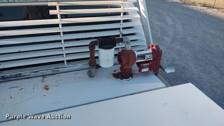 image for item LK9875 2016 Ford F250 Super Duty  Crew Cab pickup truck