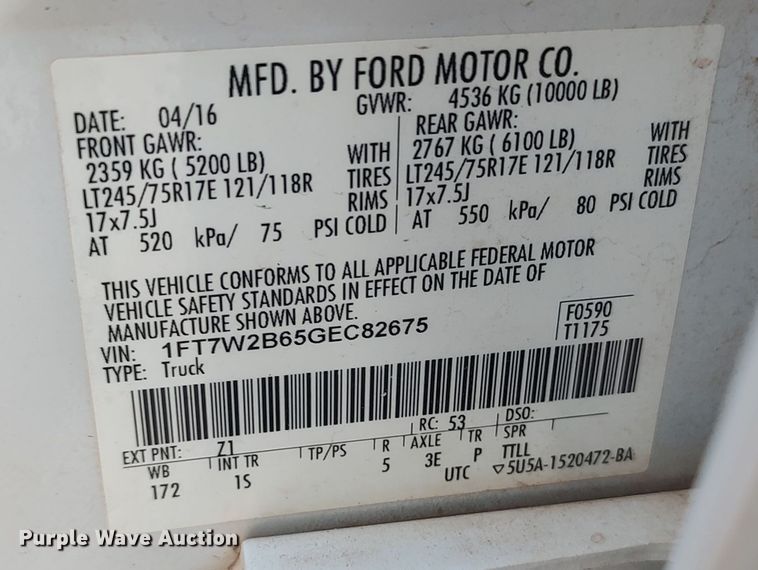 image for item LK9875 2016 Ford F250 Super Duty  Crew Cab pickup truck