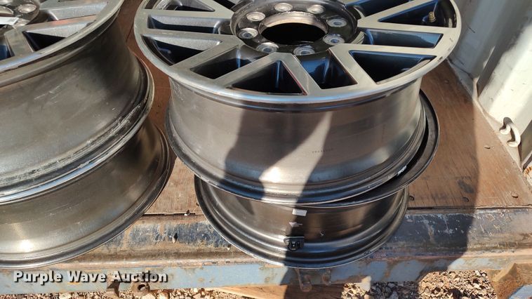 image for item LK9877 (4) Ford 20" wheels