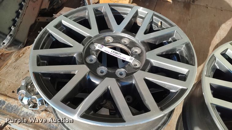 image for item LK9877 (4) Ford 20" wheels