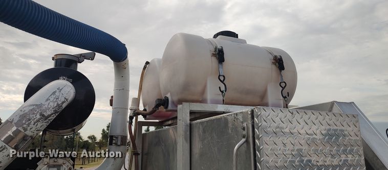 image for item LK9891 2012 Dodge Ram 5500HD  vacuum truck