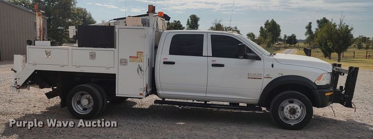 image for item LK9892 2015 Dodge Ram 5500HD  utility / service truck