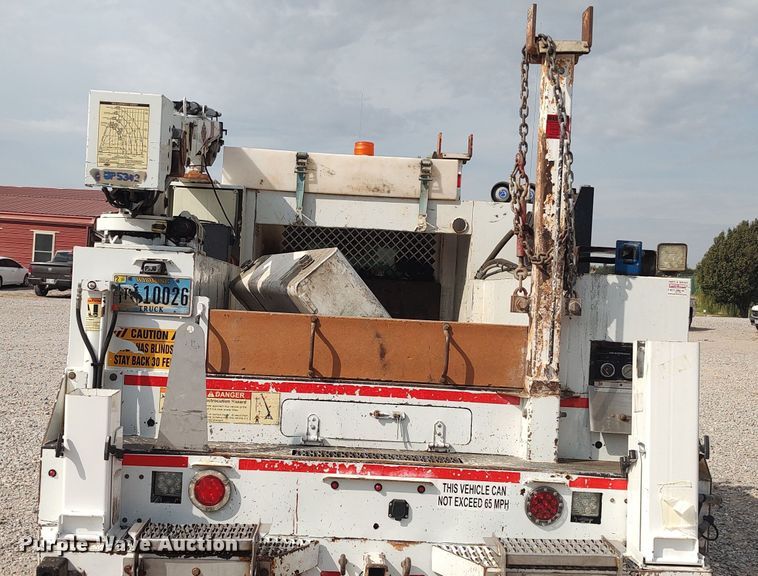 image for item LK9892 2015 Dodge Ram 5500HD  utility / service truck