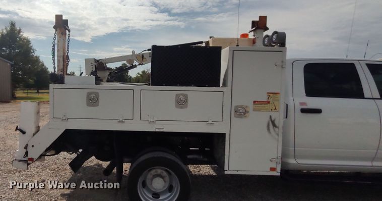 image for item LK9892 2015 Dodge Ram 5500HD  utility / service truck