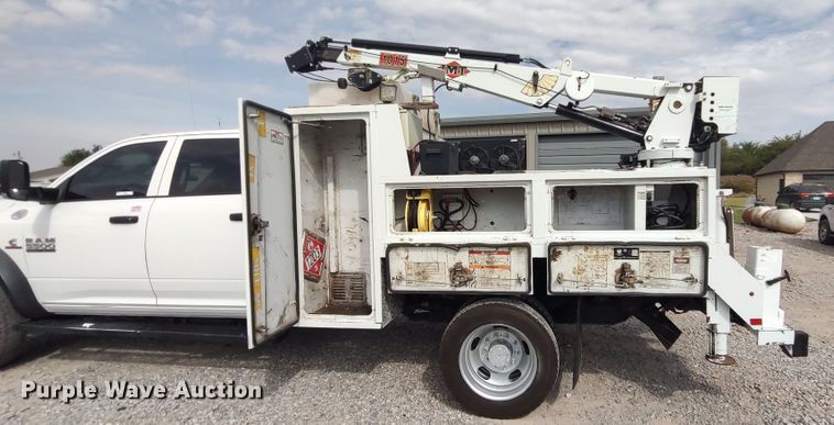image for item LK9892 2015 Dodge Ram 5500HD  utility / service truck
