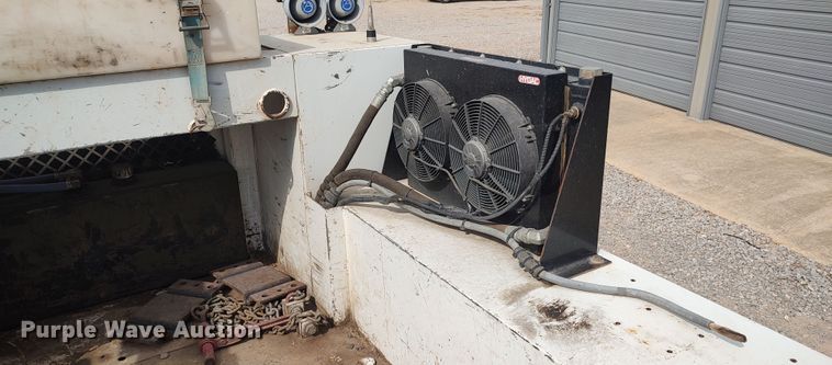 image for item LK9892 2015 Dodge Ram 5500HD  utility / service truck