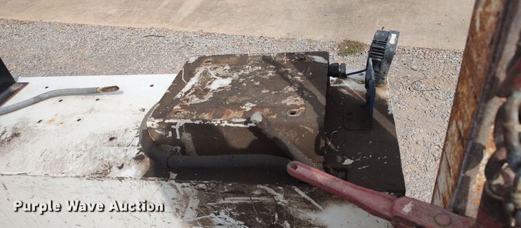 image for item LK9892 2015 Dodge Ram 5500HD  utility / service truck