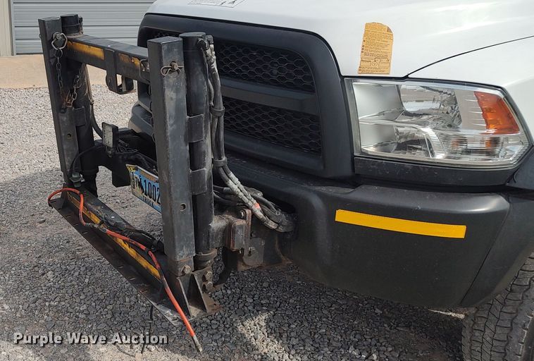 image for item LK9892 2015 Dodge Ram 5500HD  utility / service truck