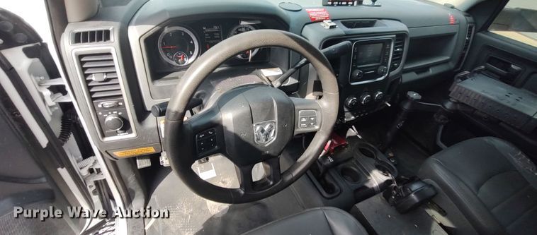 image for item LK9892 2015 Dodge Ram 5500HD  utility / service truck