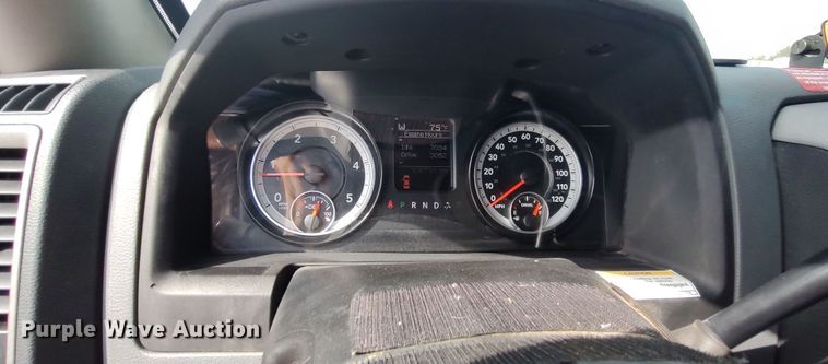 image for item LK9892 2015 Dodge Ram 5500HD  utility / service truck