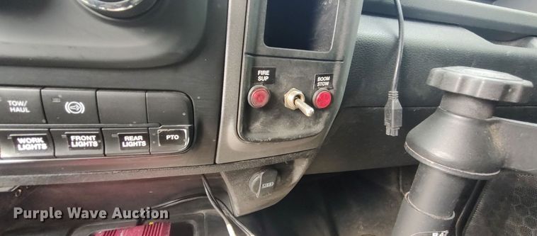 image for item LK9892 2015 Dodge Ram 5500HD  utility / service truck