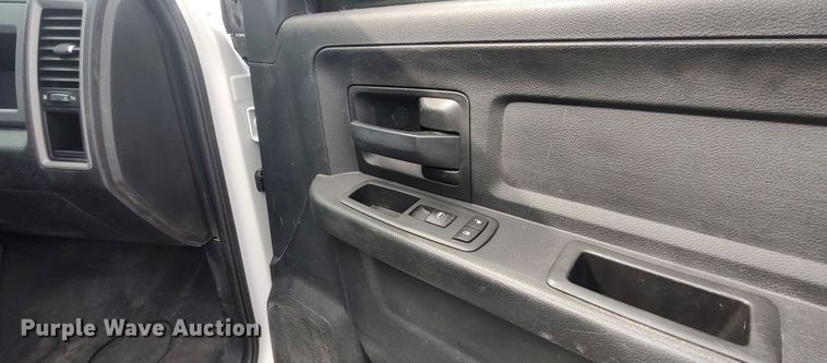 image for item LK9892 2015 Dodge Ram 5500HD  utility / service truck