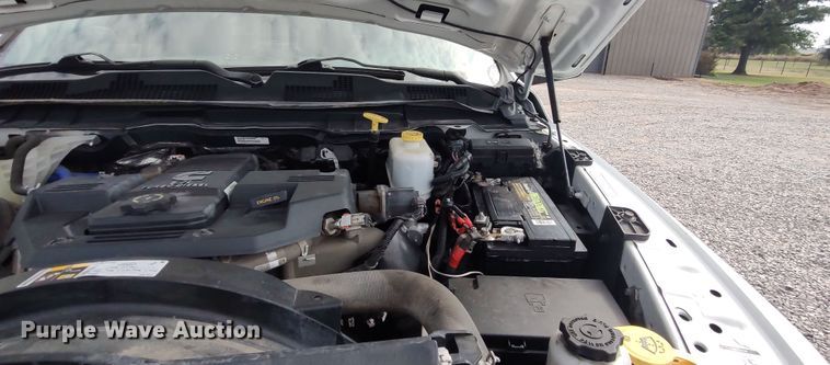 image for item LK9892 2015 Dodge Ram 5500HD  utility / service truck