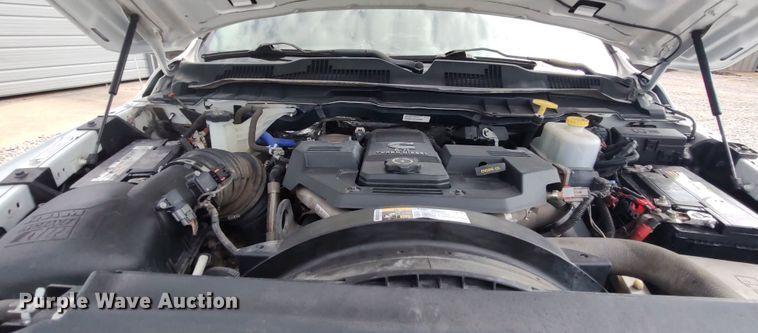 image for item LK9892 2015 Dodge Ram 5500HD  utility / service truck