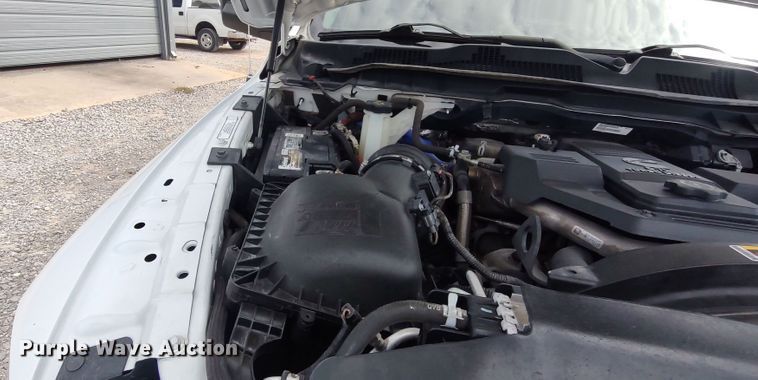 image for item LK9892 2015 Dodge Ram 5500HD  utility / service truck