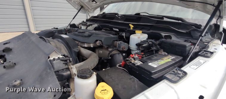 image for item LK9892 2015 Dodge Ram 5500HD  utility / service truck