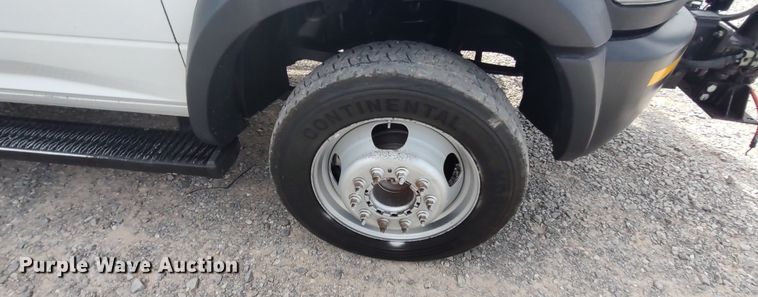 image for item LK9892 2015 Dodge Ram 5500HD  utility / service truck