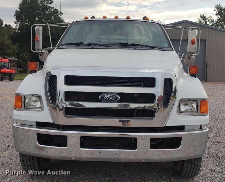 image for item LK9893 2011 Ford F650 Super Duty  flatbed truck