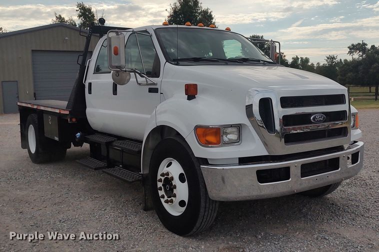 image for item LK9893 2011 Ford F650 Super Duty  flatbed truck