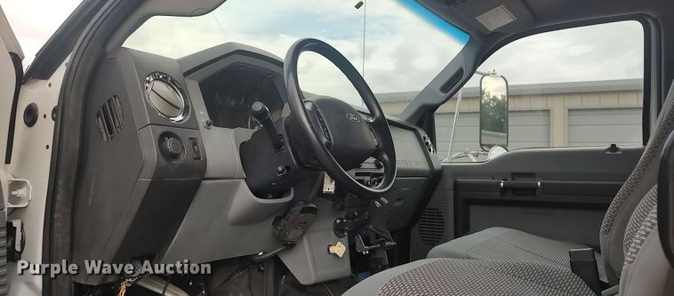 image for item LK9893 2011 Ford F650 Super Duty  flatbed truck