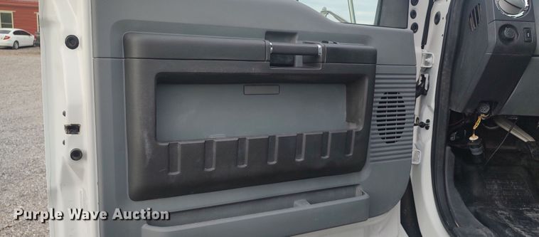 image for item LK9893 2011 Ford F650 Super Duty  flatbed truck