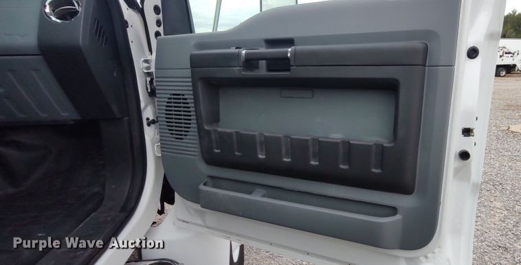 image for item LK9893 2011 Ford F650 Super Duty  flatbed truck