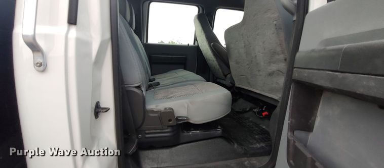 image for item LK9893 2011 Ford F650 Super Duty  flatbed truck