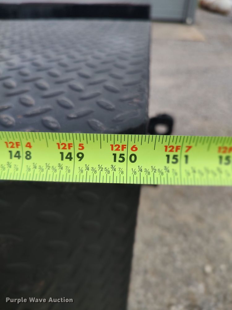 image for item LK9893 2011 Ford F650 Super Duty  flatbed truck