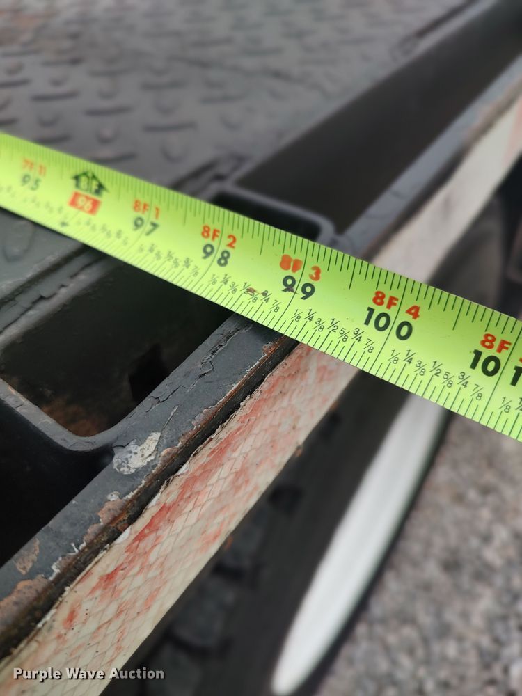 image for item LK9893 2011 Ford F650 Super Duty  flatbed truck